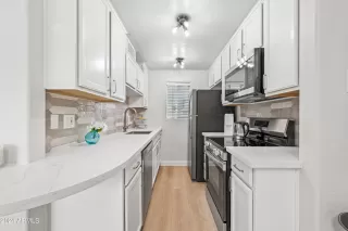 Photo #2: 6609331 Listing