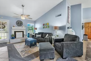 Photo #4: 6609507 Listing