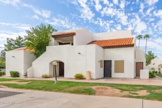 Photo #4: 6609643 Listing