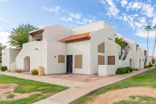 Photo #6: 6609643 Listing