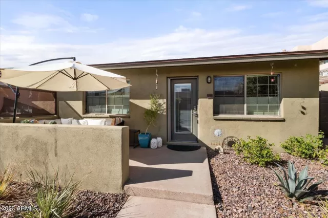 MLS: 6609683 Condo For Sale