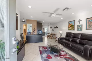 Photo #3: 6609683 Listing 