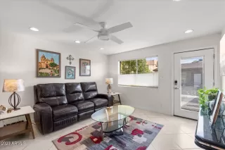 Photo #5: 6609683 Listing 