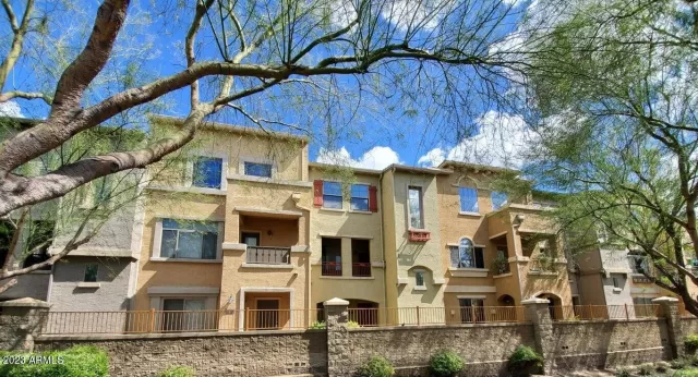 MLS: 6609687 Condo For Sale