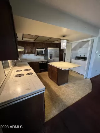 Photo #6: 6609832 Listing 