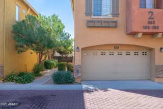 Photo #2: 6610196 Listing 