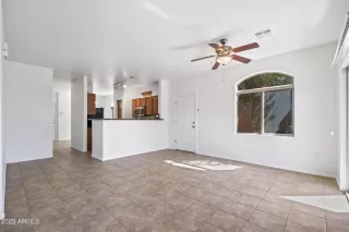 Photo #5: 6610196 Listing 