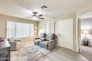 Photo #4: 6610225 Listing 