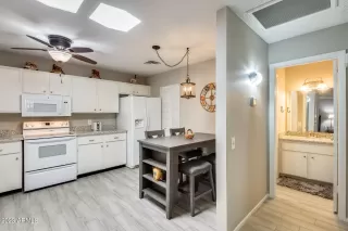 Photo #6: 6610225 Listing 