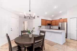 Photo #2: 6610273 Listing