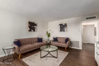 Photo #2: 6610560 Listing 