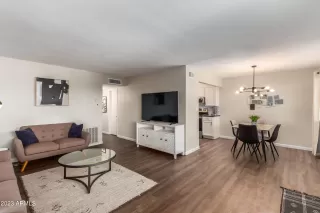 Photo #4: 6610560 Listing 