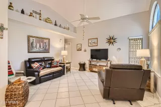 Photo #2: 6610592 Listing 