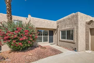 Photo #3: 6610601 Listing