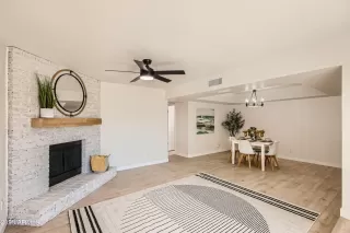 Photo #4: 6610601 Listing