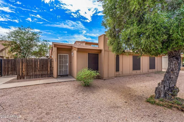 MLS: 6610735 Condo For Sale