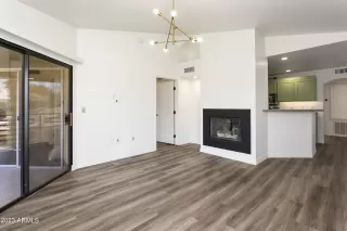 Photo #2: 6610745 Listing