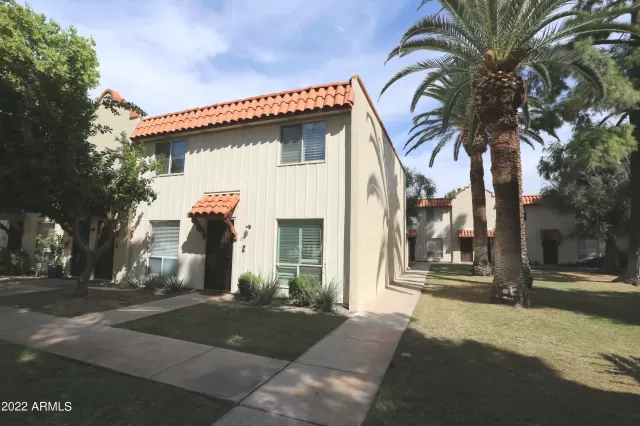 MLS: 6610778 Condo For Sale