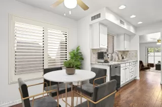 Photo #3: 6610790 Listing 