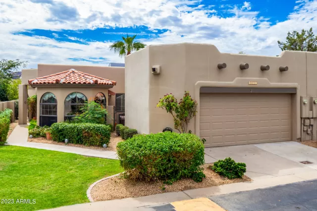 MLS: 6610800 Condo For Sale