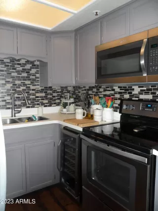 Photo #4: 6610824 Listing