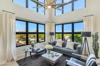 Photo #2: 6610839 Listing 