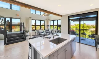 Photo #3: 6610839 Listing 