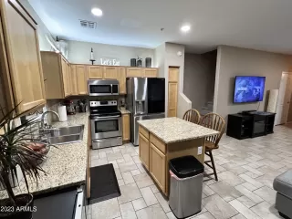 Photo #3: 6610900 Listing 