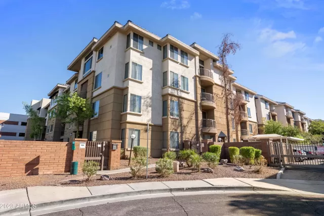 MLS: 6610926 Condo For Sale