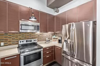 Photo #5: 6611025 Listing