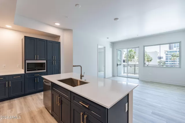 MLS: 6611090 Condo For Sale