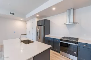 Photo #1: 6611090 Listing