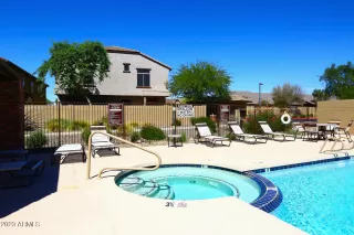 Photo #4: 6611098 Listing