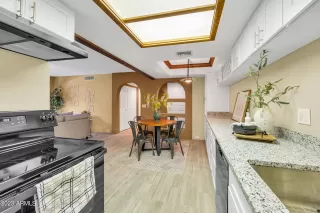Photo #6: 6611200 Listing 