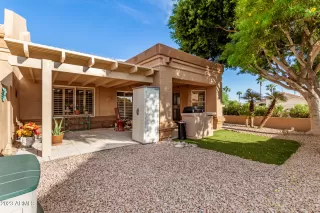 Photo #5: 6611294 Listing