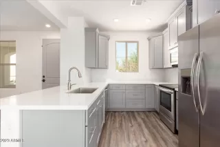 Photo #3: 6611330 Listing 