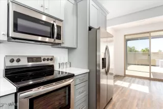 Photo #6: 6611330 Listing 