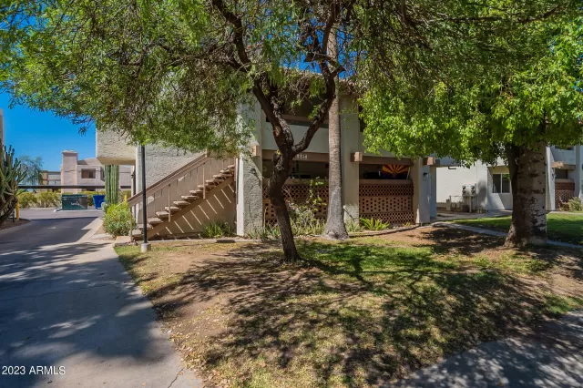 MLS: 6611743 Condo For Sale