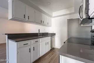 Photo #2: 6611743 Listing