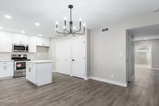 Photo #1: 6611898 Listing 