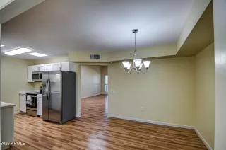 Photo #6: 6612009 Listing