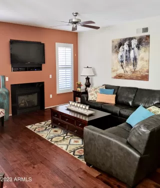 Photo #2: 6612058 Listing