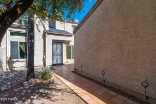 Photo #2: 6612066 Listing