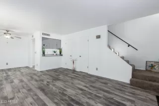 Photo #5: 6612080 Listing 