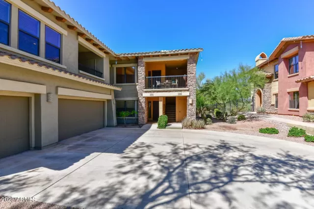MLS: 6612122 Condo For Sale