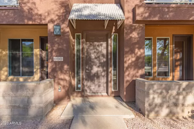 MLS: 6612181 Condo For Sale