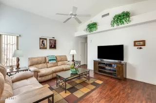 Photo #4: 6612263 Listing 