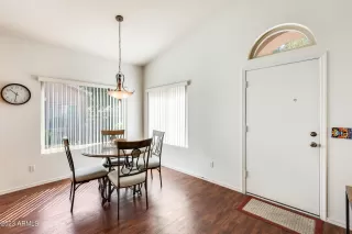 Photo #6: 6612263 Listing 