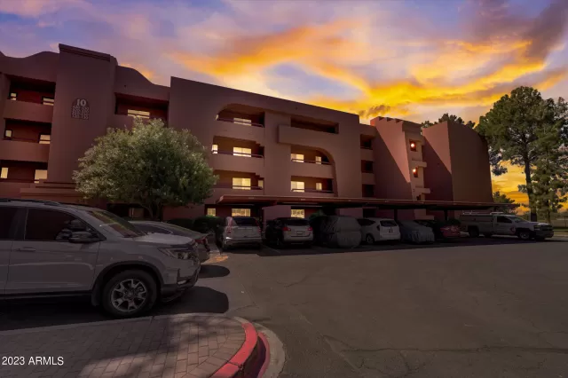 MLS: 6612414 Condo For Sale