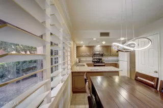 Photo #3: 6612414 Listing 